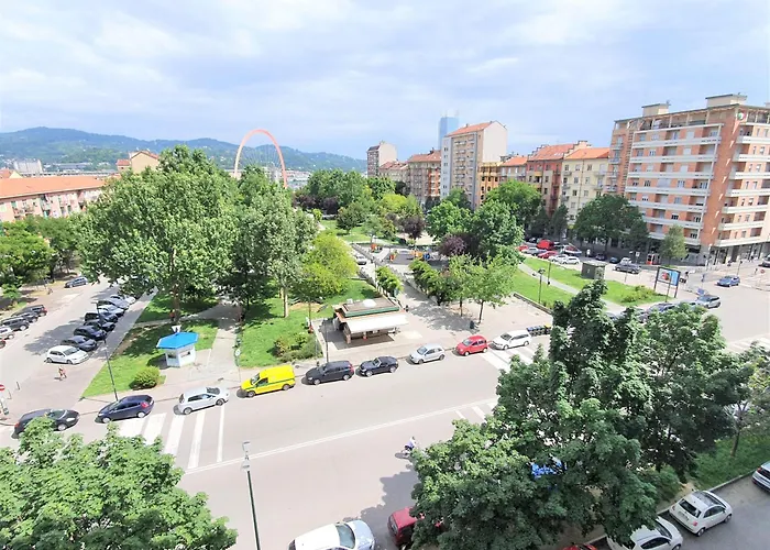 Giuly's Vicino Inalpi Arena, Universita E Stadio Apartment