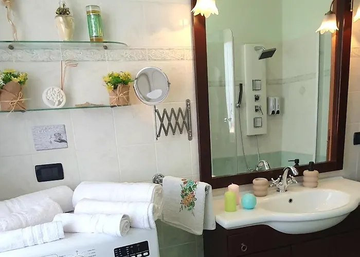 Giuly's Vicino Inalpi Arena, Universita E Stadio