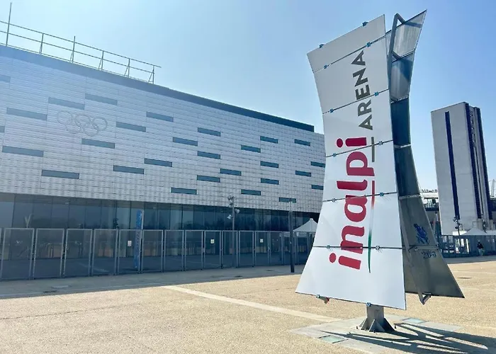 Giuly's Vicino Inalpi Arena, Universita E Stadio * Turin