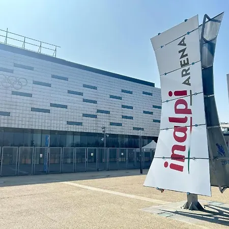Giuly's Vicino Inalpi Arena, Universita E Stadio * 토리노